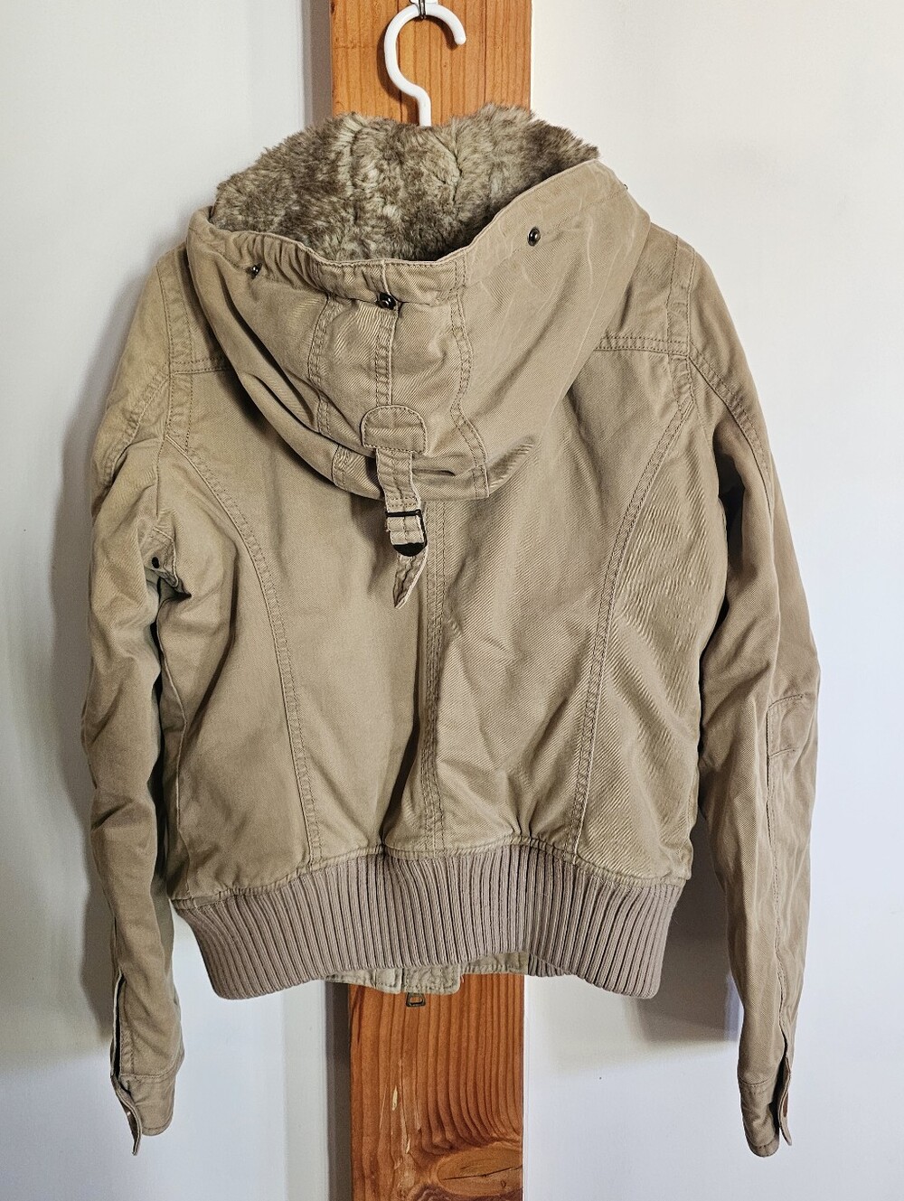 Authentic mid-2000s Abercrombie & Fitch heavy-duty canvas bomber jacket - Picture 7 of 13